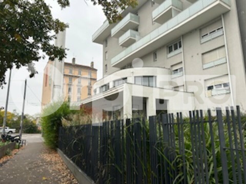 Bureau à louer à Lyon 7 16028 1
