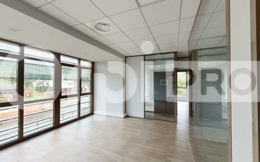 ? À LOUER – Bureaux de 540 m²