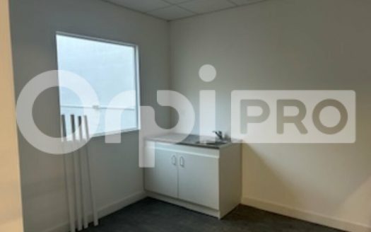 A VENDRE – LOCAL ACTIVITE DE 227 m² – VENISSIEUX