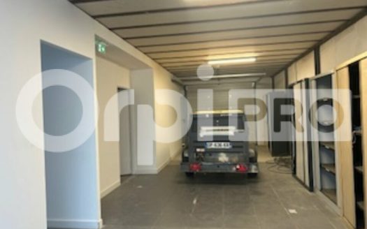 A VENDRE – LOCAL ACTIVITE DE 227 m² – VENISSIEUX