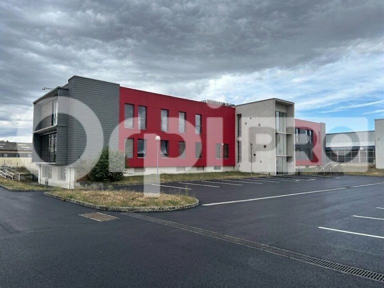 Bureaux modernes et lumineux à Belleville 300m².
