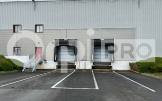 Entrepôt à vendre à Quincié en beaujolais