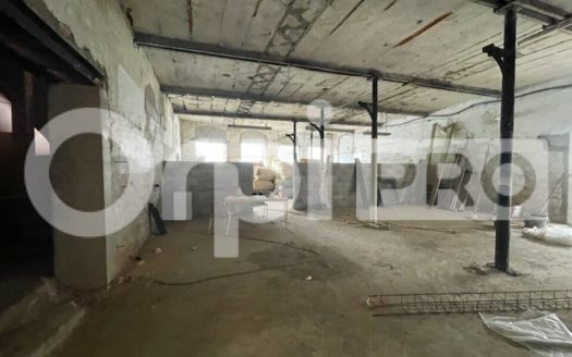 Entrepôt/bureau à vendre à Gleizé