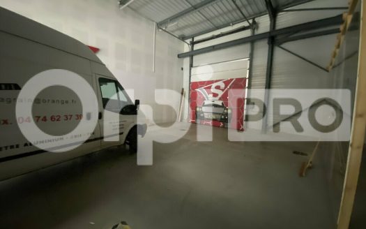 Gleizé – Local d&rsquo;activité / Commercial – 300 m2