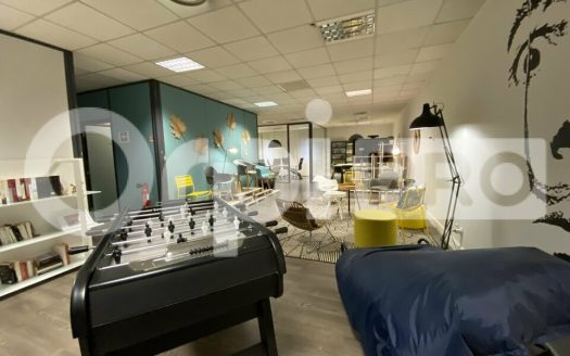 INVESTISSEUR – VAULX EN VELIN – 982 m2