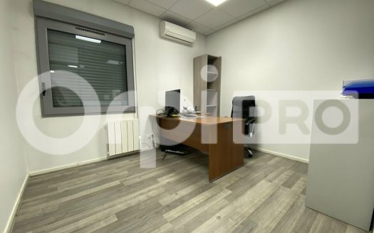 LOCAL D&rsquo;ACTIVITE – VILLEFRANCHE SUR SAONE – 570 m2