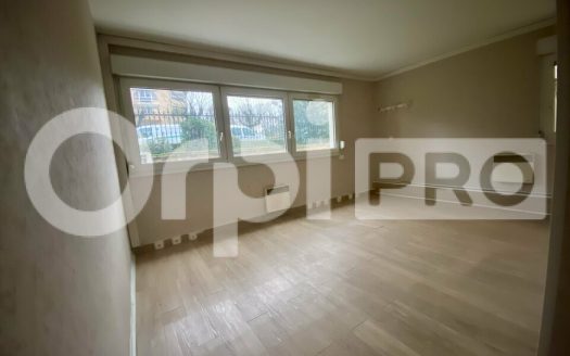 LOCATION – BUREAUX 104 m2 – Neuville sur Saône
