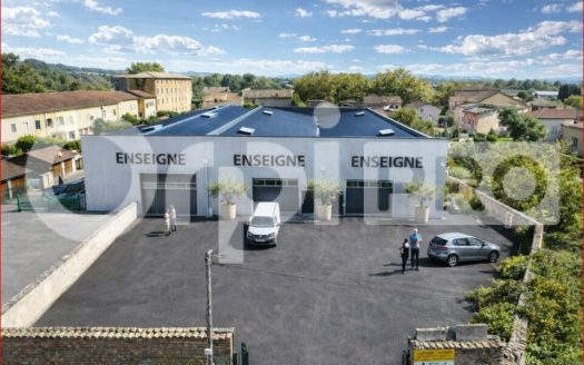 Local d&rsquo;activité 1586 m² à Belleville