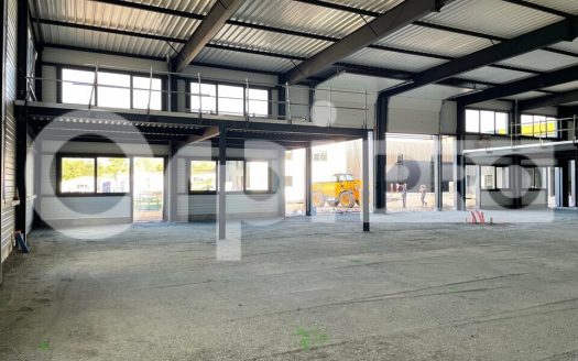 Local d&rsquo;activité à louer programme neuf disponible de suite.