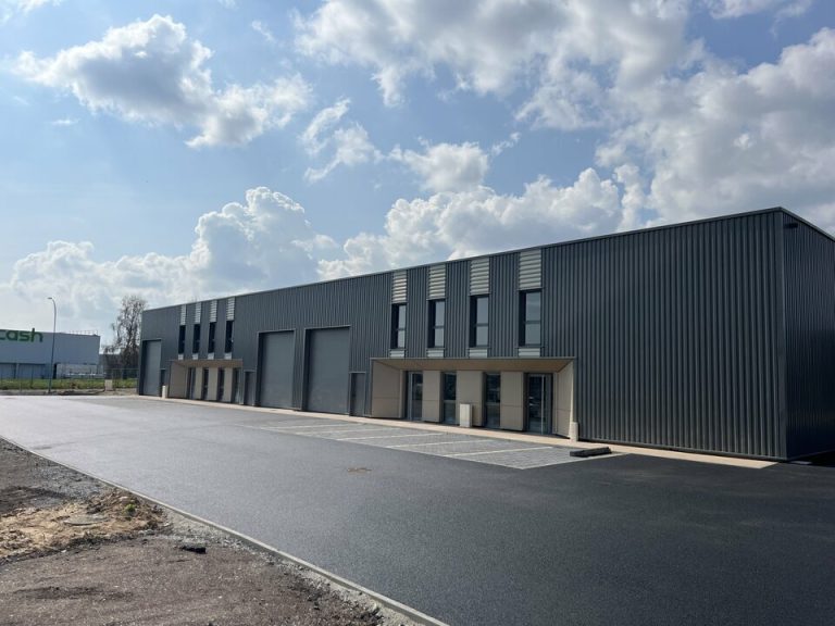 Locaux d’Activités – 759m²