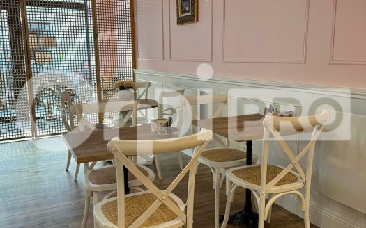 VILLEFRANCHE SUR SAONE – LOCAL COMMERCIAL – 95m2