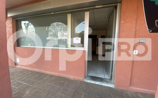 LOCAL COMMERCIAL – ARNAS – 92 m2