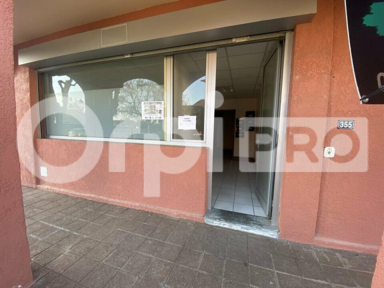 LOCAL COMMERCIAL – ARNAS – 92 m2