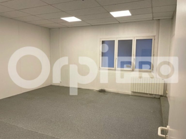 A VENDRE PLATEAU BUREAUX DE 140 m² — photo 3