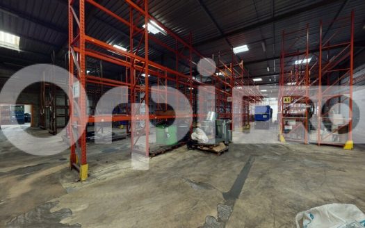À VENDRE – LOCAL D&rsquo;ACTIVITÉ DE 994 M²