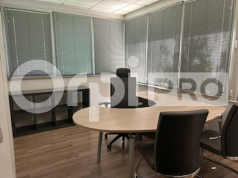 Bureau à vendre à Lissieu