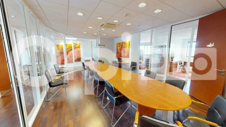 Bureau d’exception au cœur de Dardilly – 264m² — photo 3