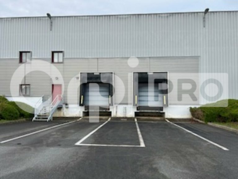 Entrepôt à vendre à Quincié en beaujolais