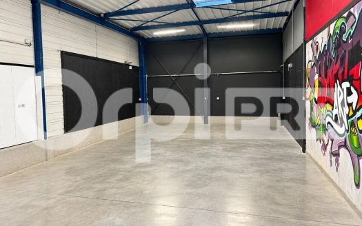 Local d&rsquo;activité de 85 m² – Arnas (69400)