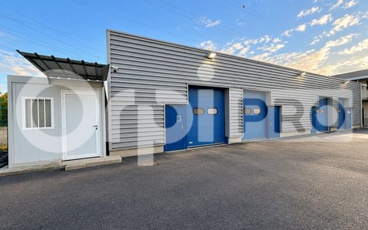 Local d&rsquo;activité de 85 m² – Arnas (69400)