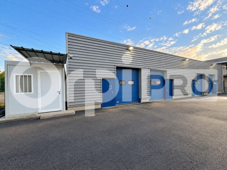 Local d’activité de 85 m² – Arnas (69400)